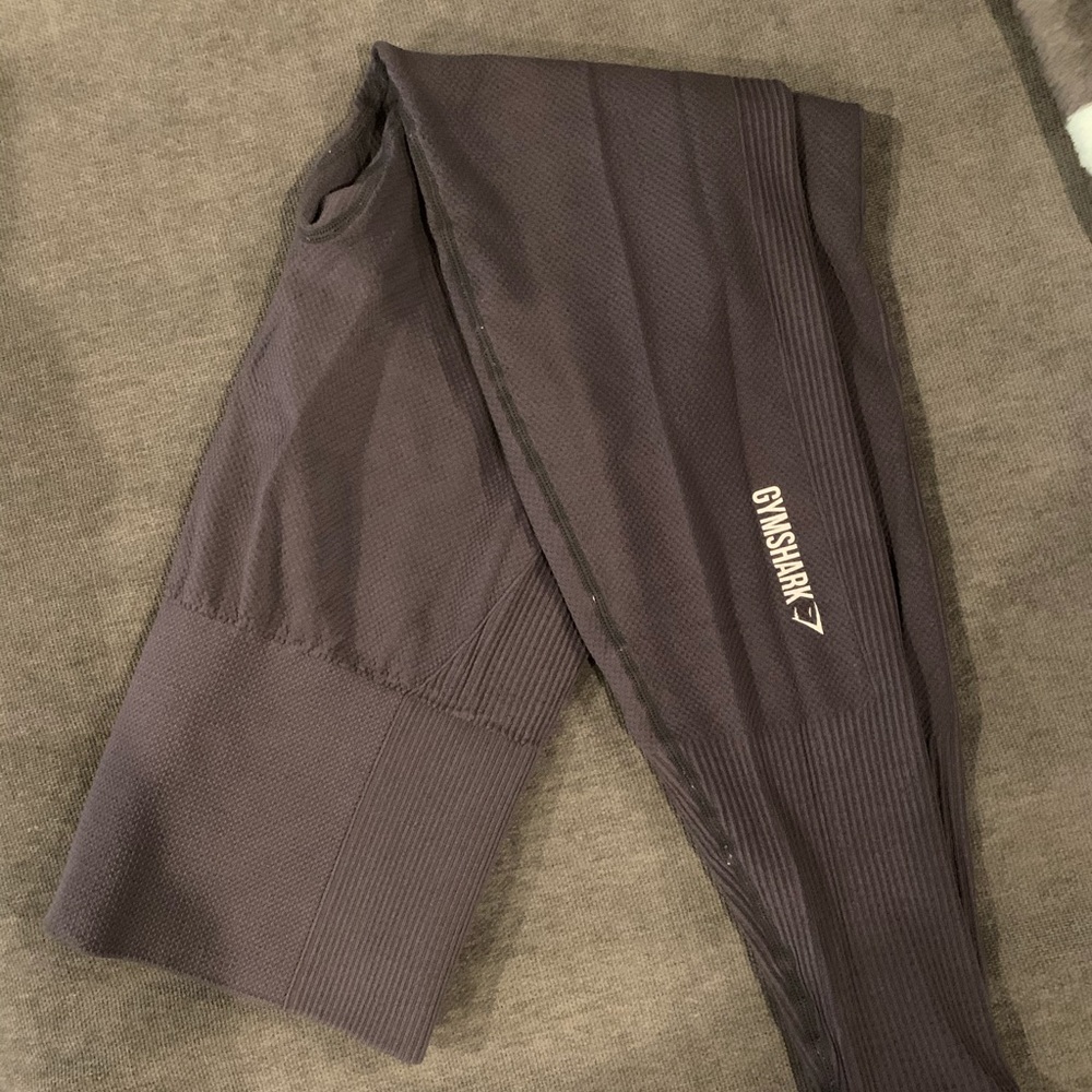 Gymshark power down collection leggings